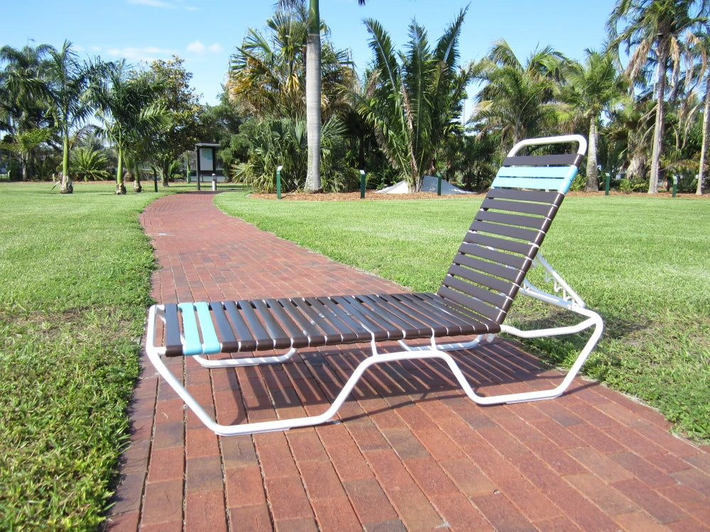C120 12-inch Strap Chaise Lounge