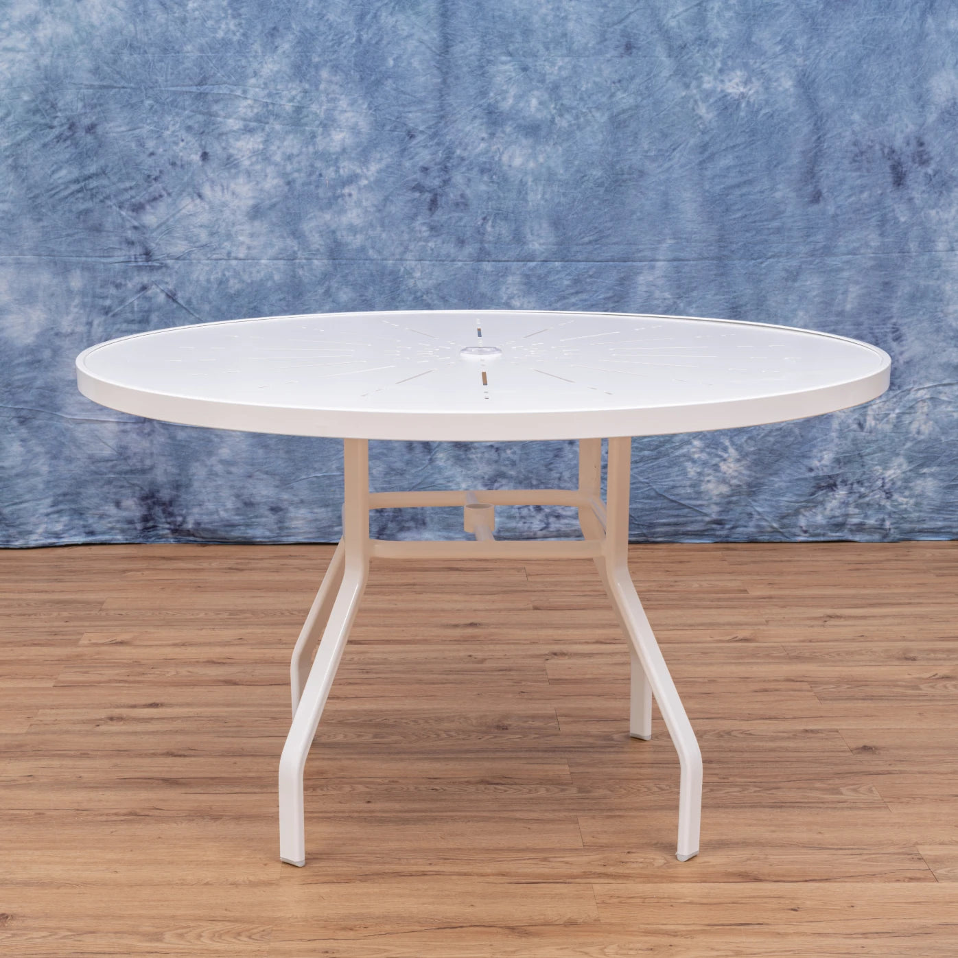 PTR48 Punch Top 48-in. Round Aluminum Patio Table