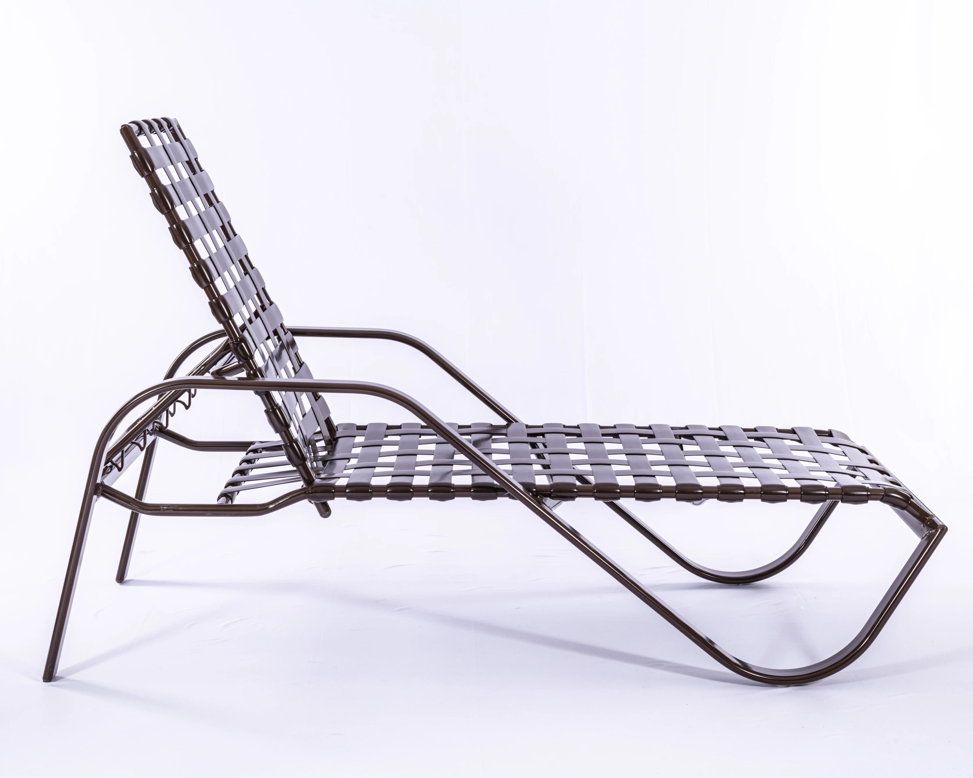 W145B 14-inch Basketweave Chaise Lounge