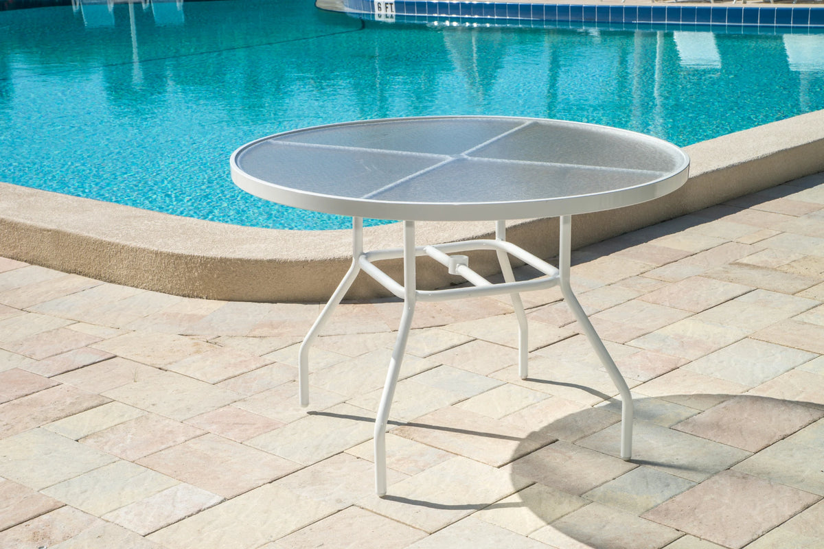 A48 Acrylic 48-inch Round Outdoor Table