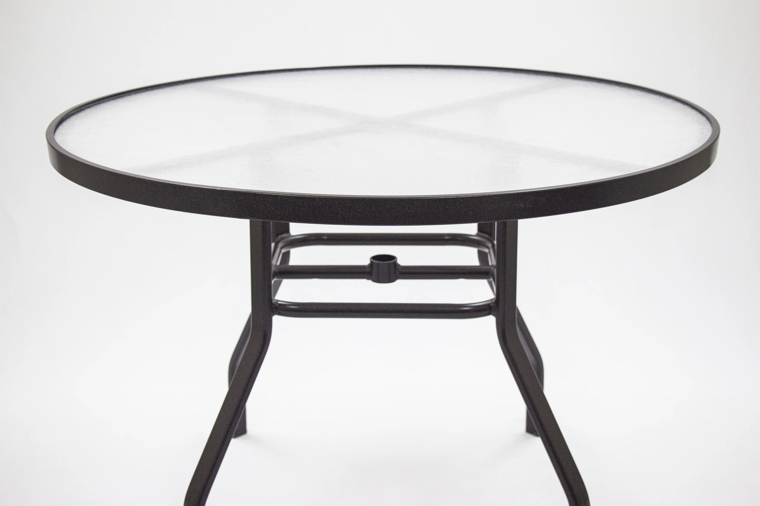 AR42 Acrylic 42-inch Dining Table