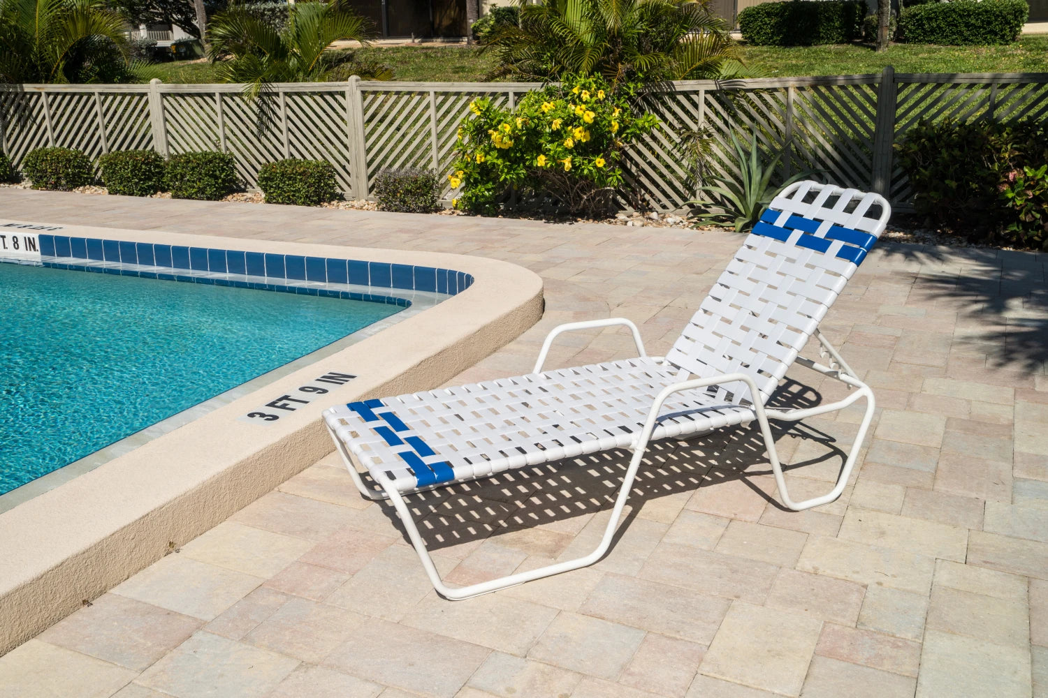 C145B 14-inch Basketweave Strap Chaise Lounge with Arms